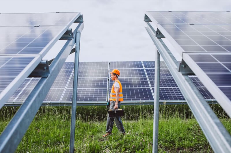 home-solar-s3.jpg home-solar-s3.jpg